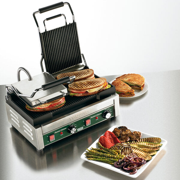 Waring WPG300 Panini Ottimo Grooved Top & Bottom Panini Sandwich Grill - 17" x 9 1/4" Cooking Surface - 240V, 3120W